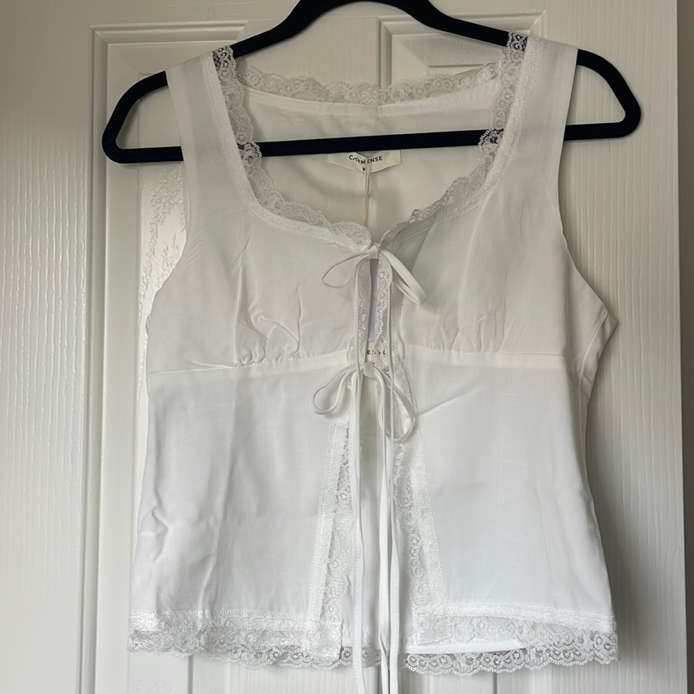 BNWT Commense Cottagecore Tie Top
